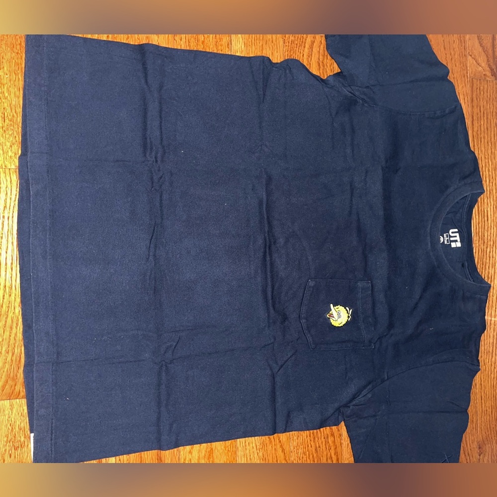 Uniqlo kaws Seasame street big bird navy tshirt size large mens